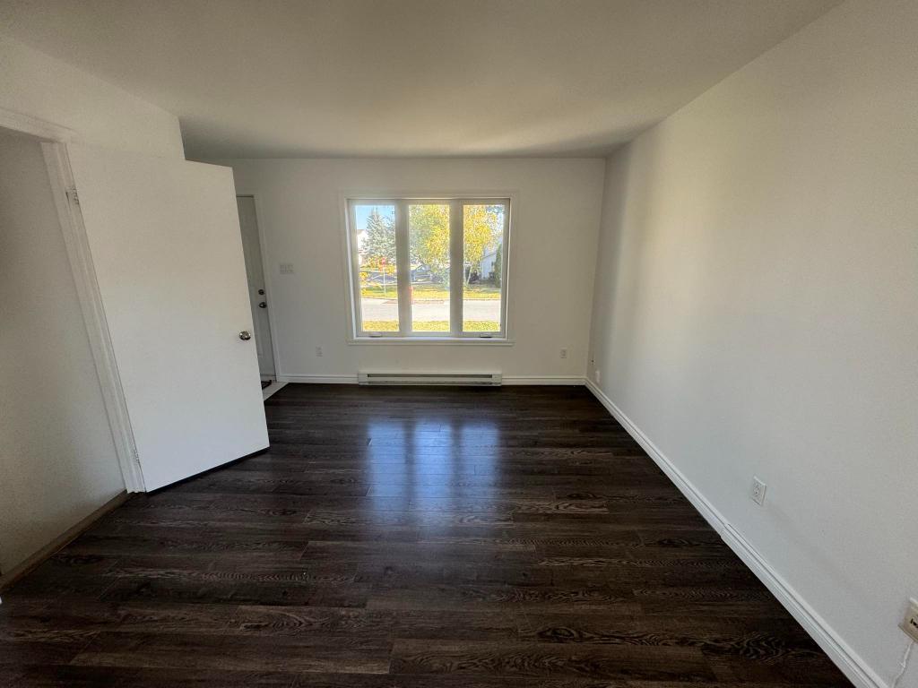 Appartement 6 1/2 - À LOUER | 3116277