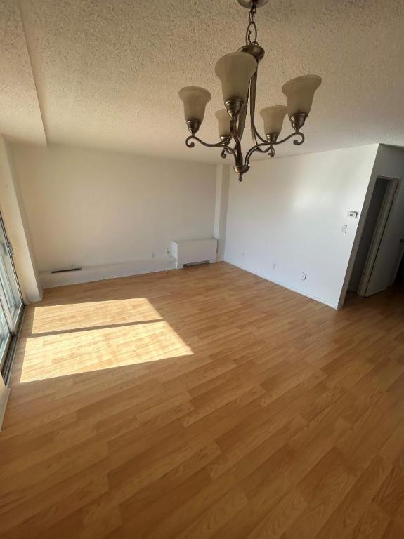 2 CH - 1 SDB - Côte Saint-Luc - $1,795 /mo | 3117062