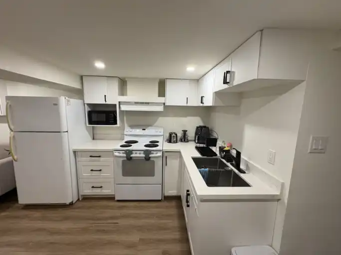 174 East Avenue North | 174 East Avenue North, Hamilton | 3117669