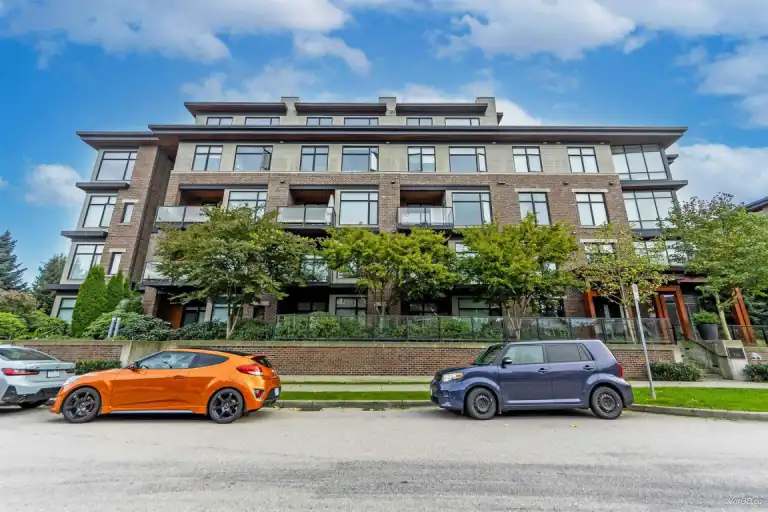 Portage | 260 Salter Street, New Westminster | 3119695
