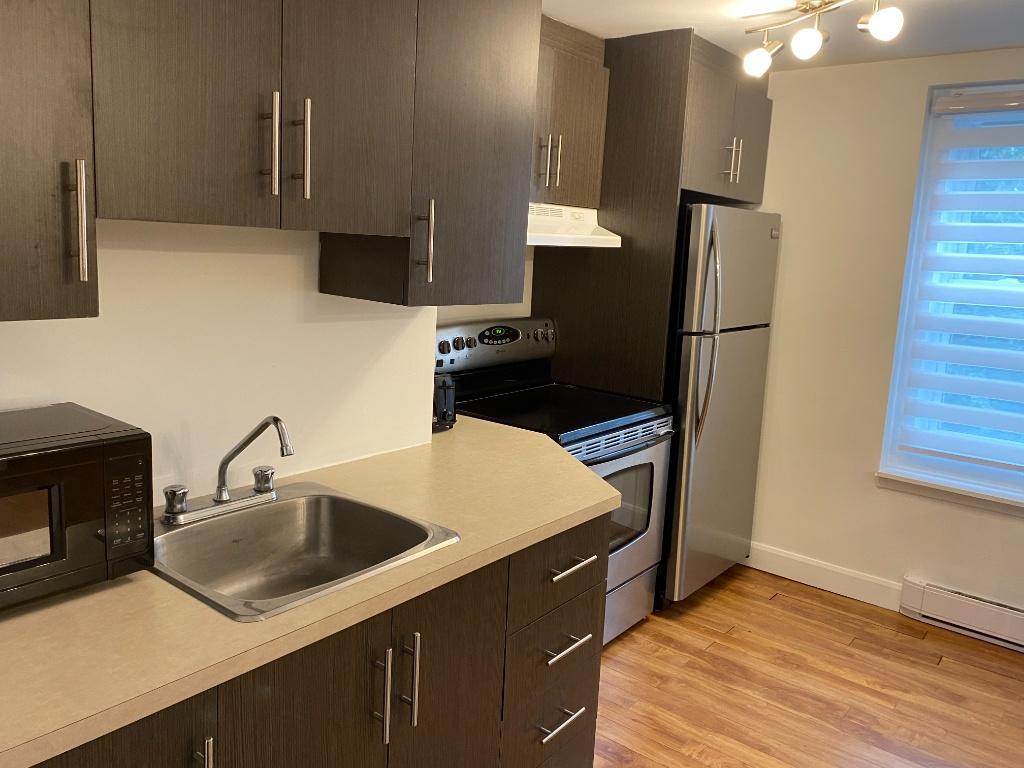 Super Studio loué tout compris, meublé et équipé au centre ville | 3149192