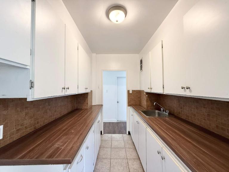 1 CH - 1 SDB - Westmount - $1,350 /mo | 3119439