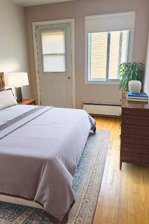 2 CH - 1 SDB - Montréal - $1,350 /mo | 3119441