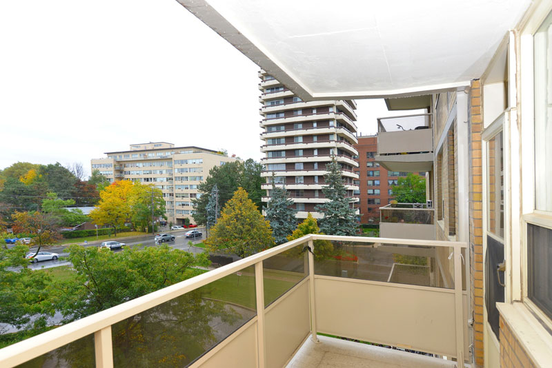 2700 Bathurst Street | 3184989