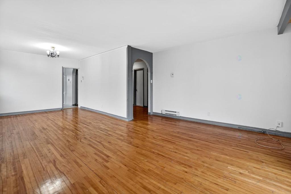3-bedroom apartment 1200 sqft Perfect spot Lachine Montreal for rent | 3119901