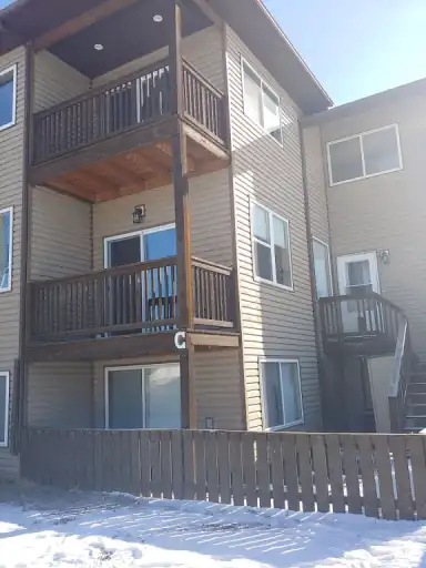 2400 square foot Four Plex Condo Unit for Rent | C - 1322 20 Street, Didsbury | 3120127
