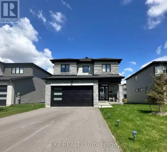 712 NAMUR STREET | 712 NAMUR STREET, Russell | 3120831