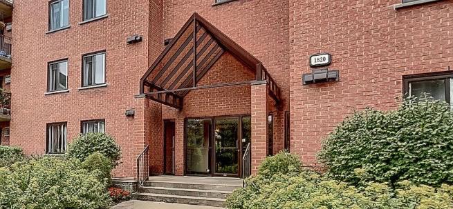 Condo à louer | 3121581