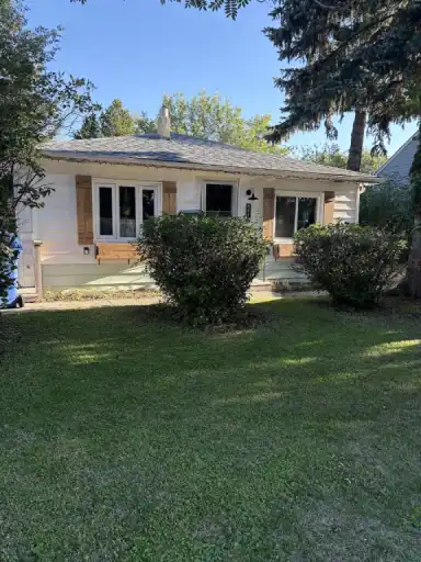 Cozy fully renovated freestanding house with modern updates. *PET FRIENDLY* | Wetaskiwin | 3121856