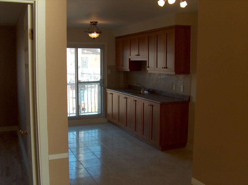 4 1/2 St. Leonard $1500 | 3121910