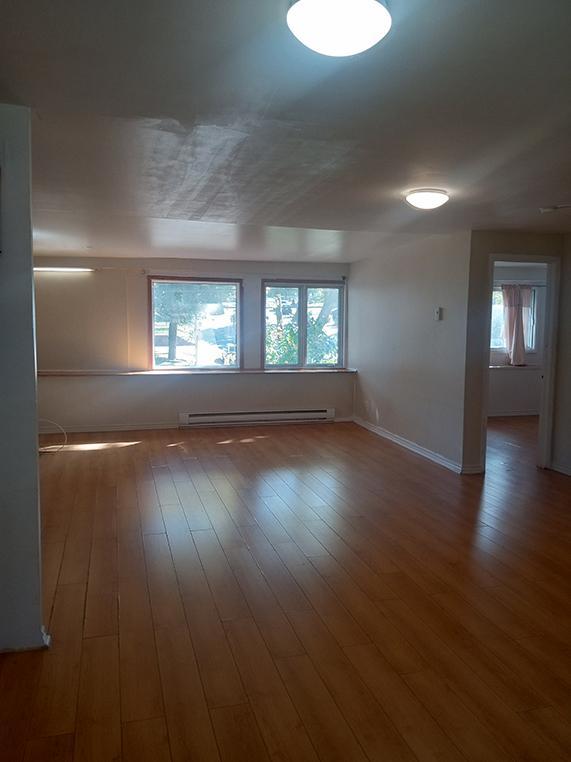 grand 4 1/2, bord de l'eau, à louer à Montréal-nord, Grand balcon avec vue sur le fleuve | 3121911
