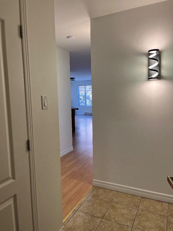 Condo à louer | 3177416