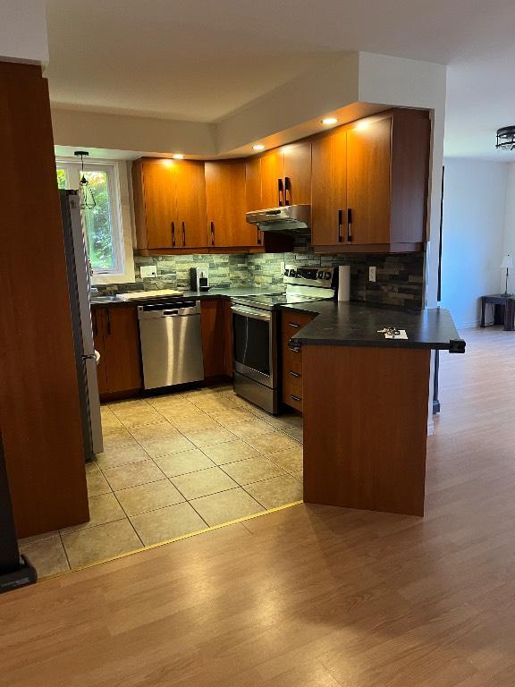 Condo à louer | 3177416