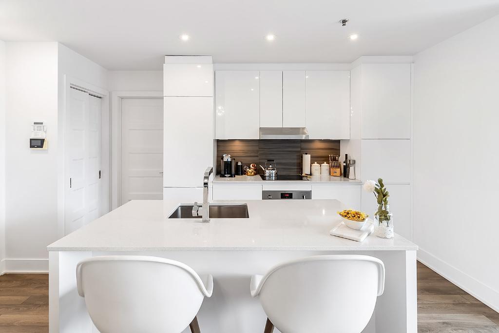CONDO ENTIÈREMENT MEUBLÉ DISPONIBLE LE 01 NOVEMBRE | 3121930