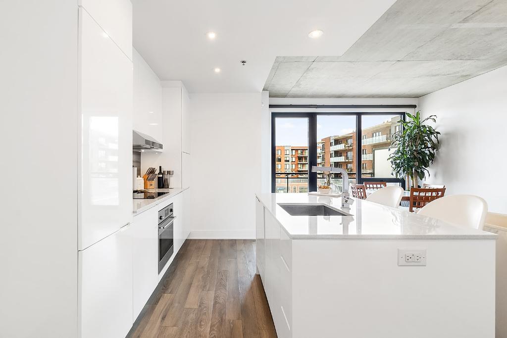 CONDO ENTIÈREMENT MEUBLÉ DISPONIBLE LE 01 NOVEMBRE | 3121930