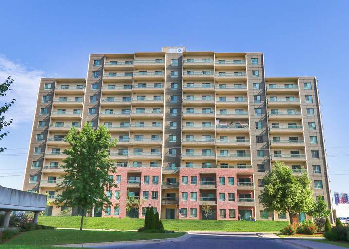 Blythwood Place III | 750 Capulet Lane, London | 3121969