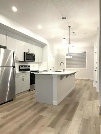 New 3 Bedroom 2.5 Bathroom Upper Suite for Rent | 17927 71 Street Northwest, Edmonton | 3122203
