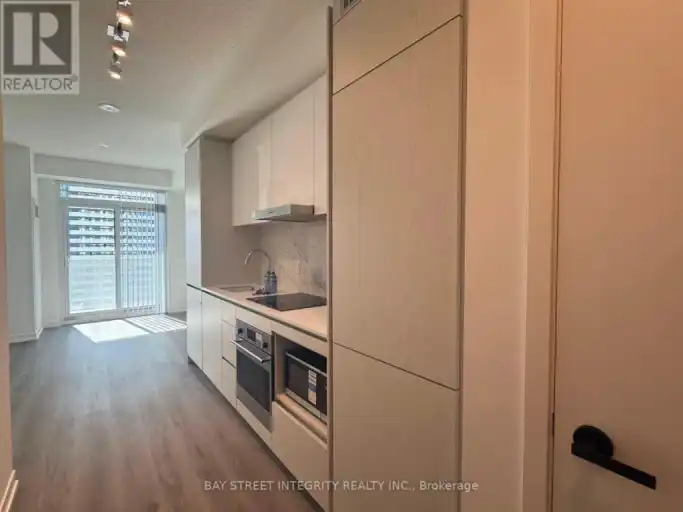 2915 - 28 INTERCHANGE WAY | 2915 - 28 INTERCHANGE WAY, Vaughan | 3122549