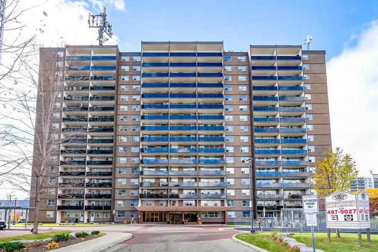 Verbana Apartments | 10 Chichester Place, Toronto | 3123381