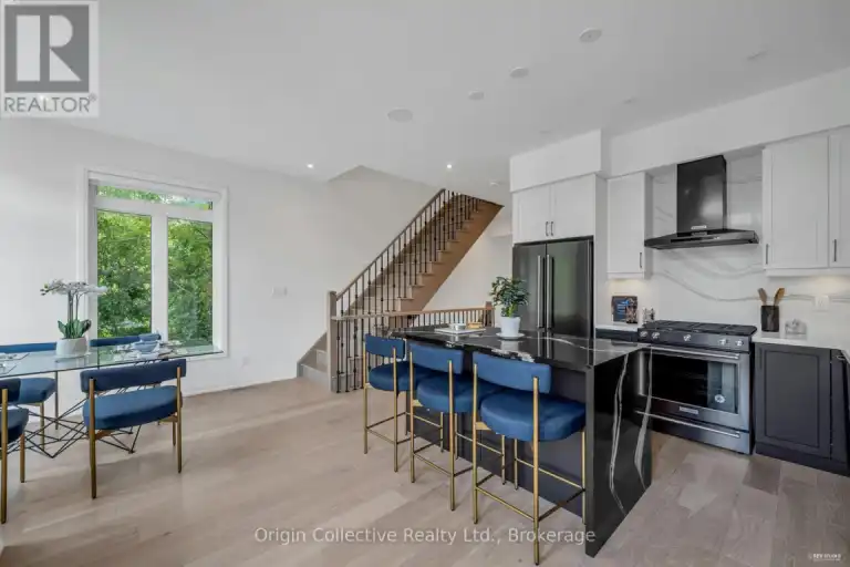 6 HOWICK LANE | 6 HOWICK LANE, Richmond Hill | 3152751