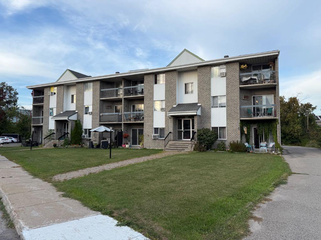 4 1/2 à louer à Ste-Thérèse | 3123619