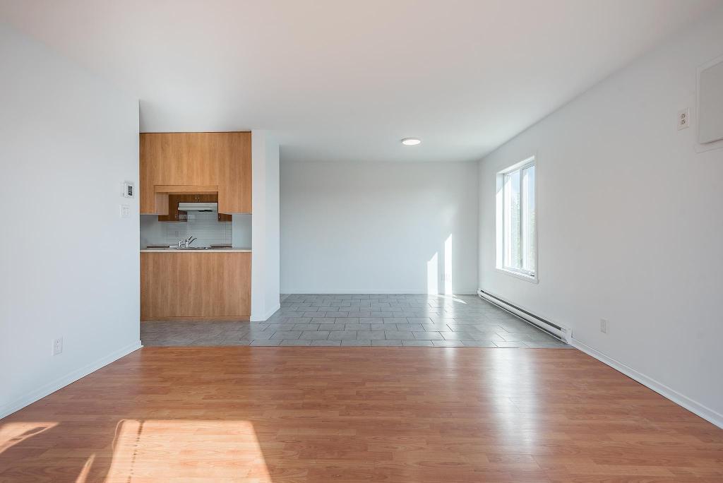 4 1/2 SAINT-BASILE-LE-GRAND adjacent SAINT-BRUNO-DE-MONTARVILLE | 3123955