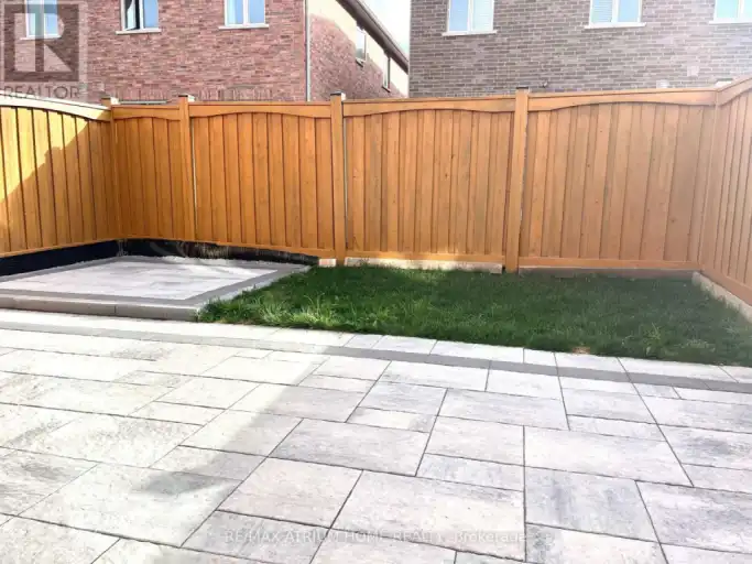1261 BLENCOWE CRESCENT | 1261 BLENCOWE CRESCENT, Newmarket | 3124400