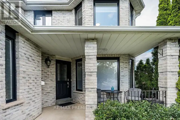 2 GRACE CRESCENT | 2 GRACE CRESCENT, Barrie | 3124646