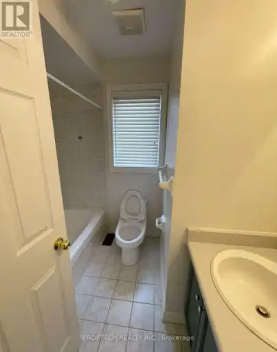 220 FARMSTEAD ROAD | 220 FARMSTEAD ROAD, Richmond Hill | 3138966
