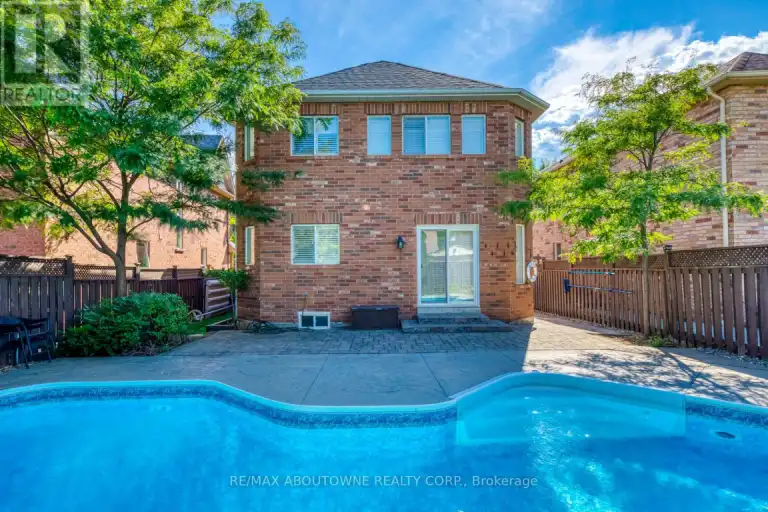 2491 LOGAN AVENUE | 2491 LOGAN AVENUE, Oakville | 3138987