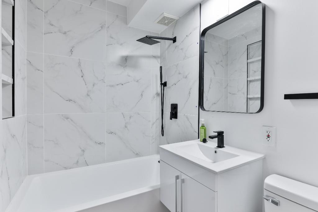 À LOUER - Rez de chaussée 3 chambres avec garage et cour | 3128237