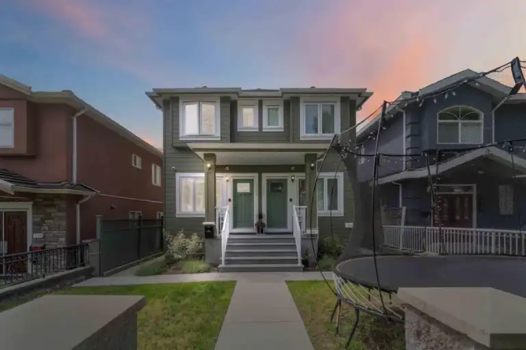 3164 VENABLES ST | 3164 Venables Street, Vancouver | 3128325