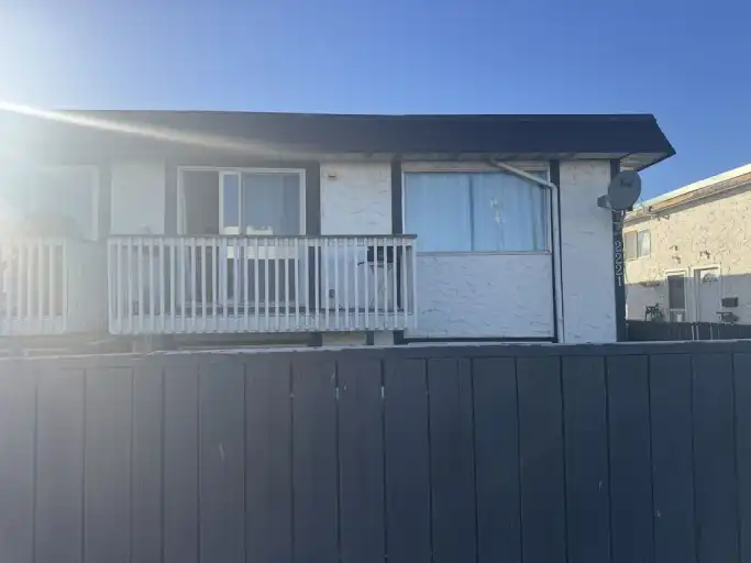 Bright three bedroom upper unit | 2221 48 Street Southeast, Calgary | 3128382