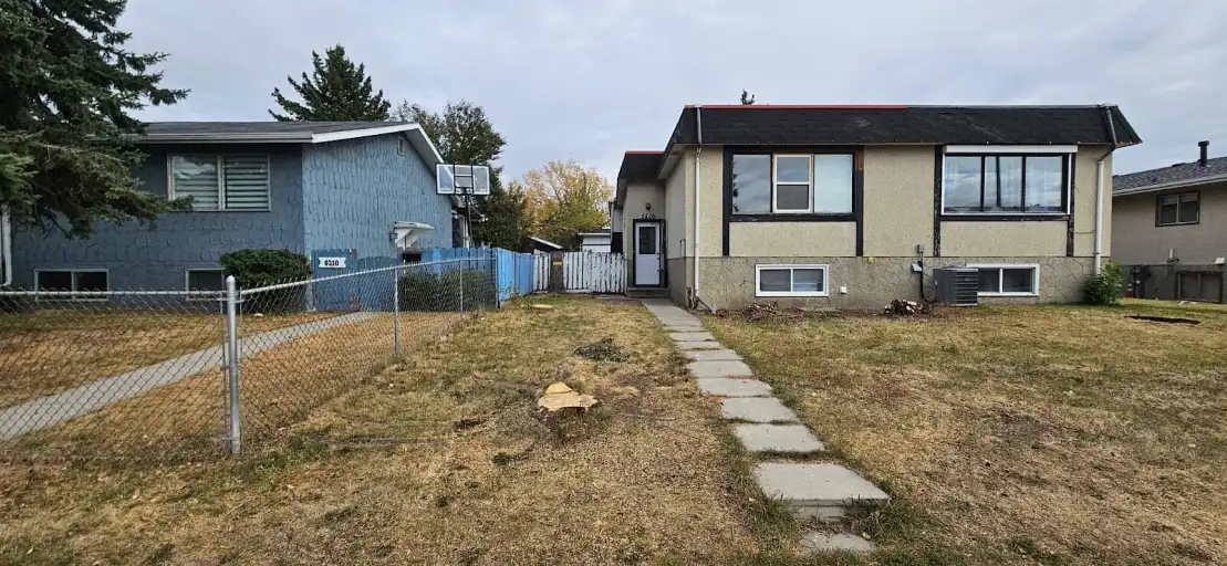 Main floor 2 bedroom 1.5 bathroom duplex for rent in Thorncliff. | 6208 Beaver Dam Way Northeast, Calgary | 3128399
