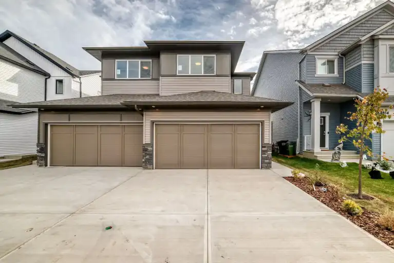 Stunning BRAND-NEW Spacious 3 Bedroom+Den Duplex (Main Floor) | 4816 Cawsey Terrace Southwest, Edmonton | 3128402