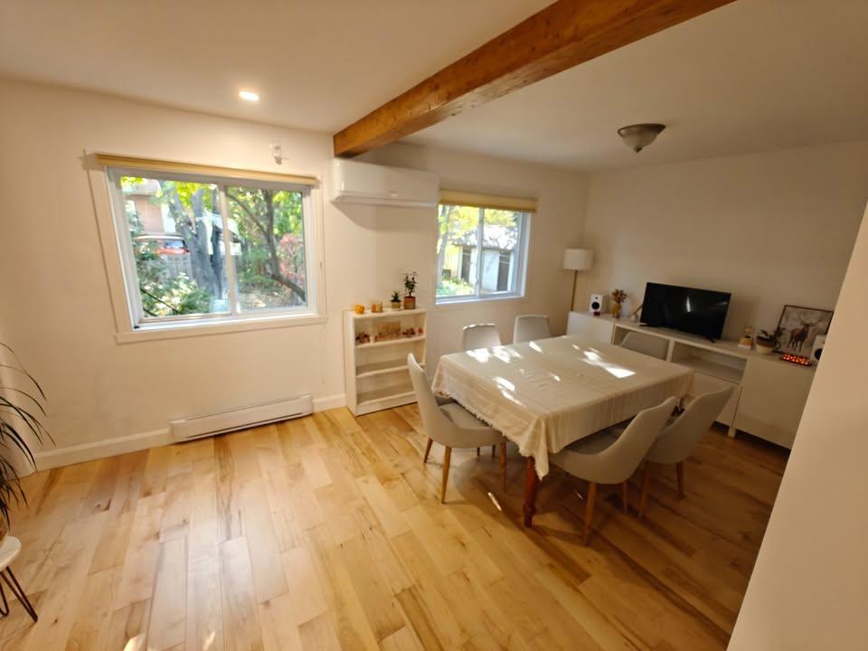 Grand logement rénové - 7 1/2 - 3 CÀC - 2 SDB - Grande cour! | 3128446