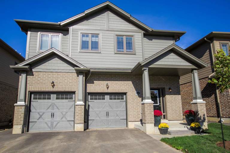 Heritage Square Orillia | 1038 Mississaga St, Orillia | 3128812