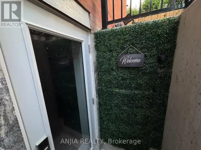 370 CHAMBERS CRESCENT | 370 CHAMBERS CRESCENT, Newmarket | 3129829