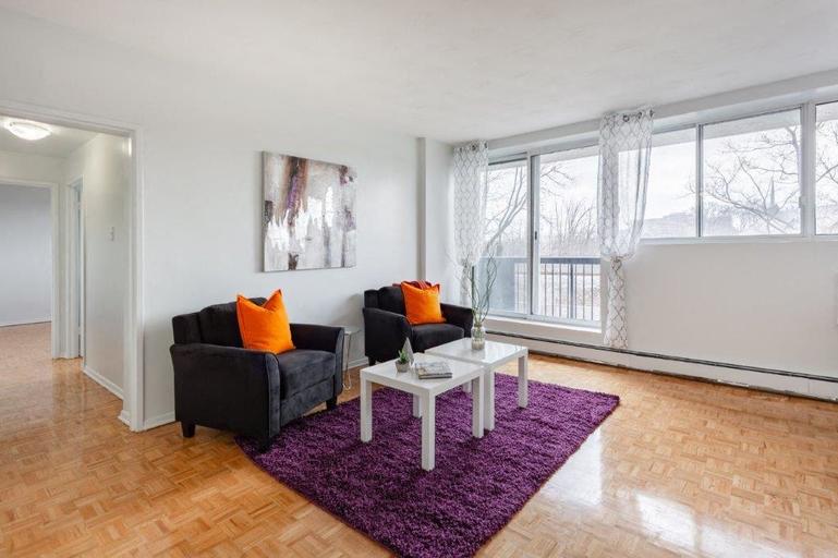 Kingsview Apartments | 1725 Frobisher Lane, Ottawa | 3129881