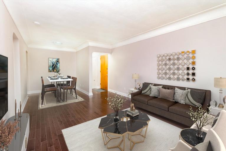 Lamoreaux Gardens | 47 Strathcona Avenue North, Hamilton | 3130098