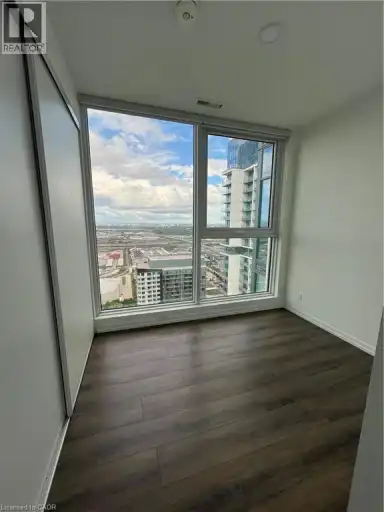 1000 PORTAGE  PARKWAY Crescent Unit# 5003 | 1000 PORTAGE  PARKWAY Crescent Unit# 5003, Vaughan | 3142213