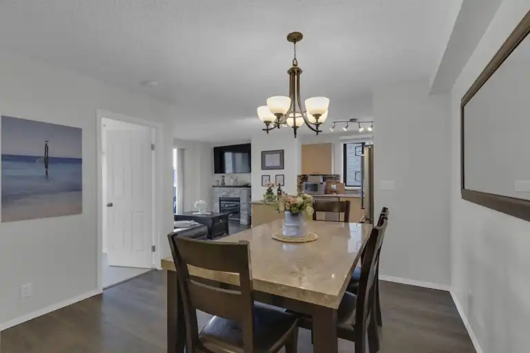 New 2 bedroom 1 bathroom renovated condo (All utilities included) | 1018 - 1111 6 Avenue Southwest, Calgary | 3158505