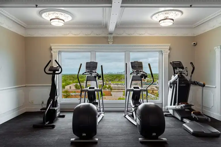 Oakland Gardens II | 210 Oakland Ave, Winnipeg | 3130576