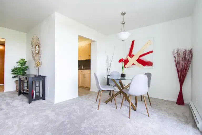 Parkside Plaza | 1630 Henderson Hwy, Winnipeg | 3130584