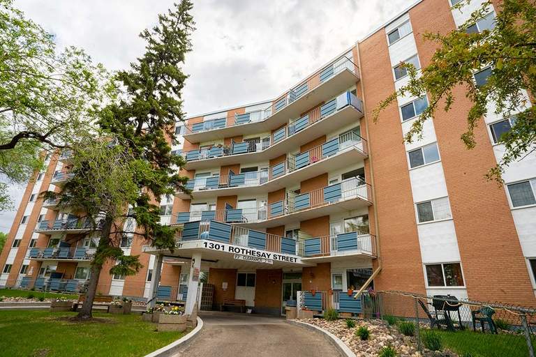 Norway House | 1301 Rothesay Street, Winnipeg | 3130589