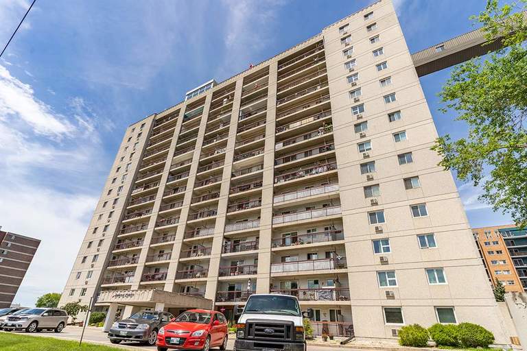 Appleton Estates I | 133 Niakwa Road, Winnipeg | 3130593