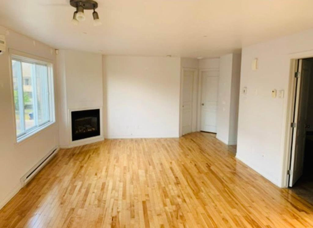Beau 4 ½ à 100e ave, Chomedey, style condo | 3130636