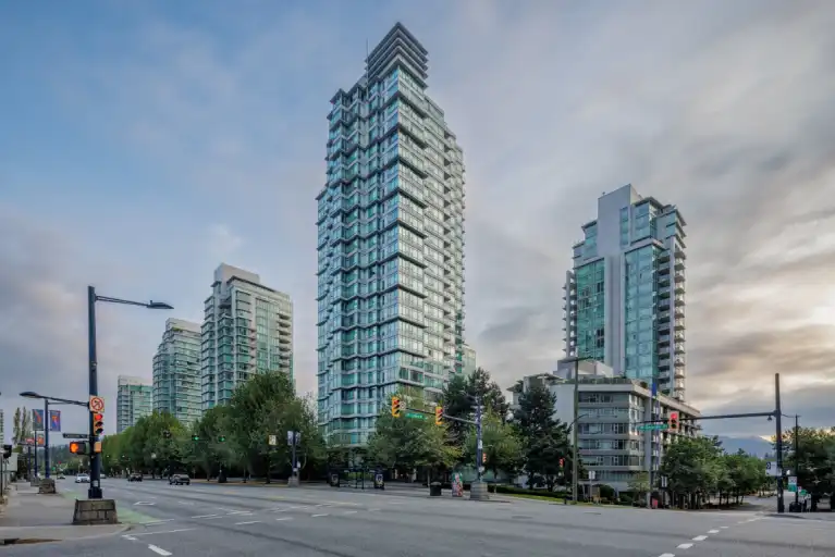 Bayshore Outlook | 699 Cardero Street, Vancouver | 3132874