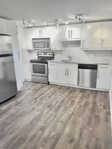 Modern 2 bedroom basement suite | Calgary | 3130885