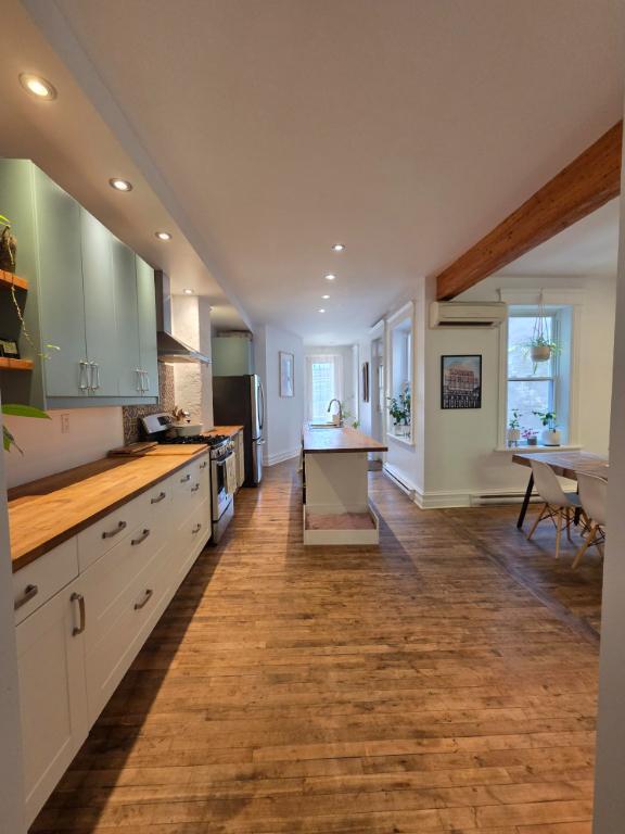 Magnifique appartement 2 chambres et 2 salles de bain Villeray | 3130967